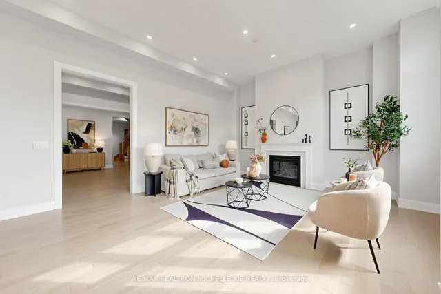 9 Nanhai Ave, Markham 3