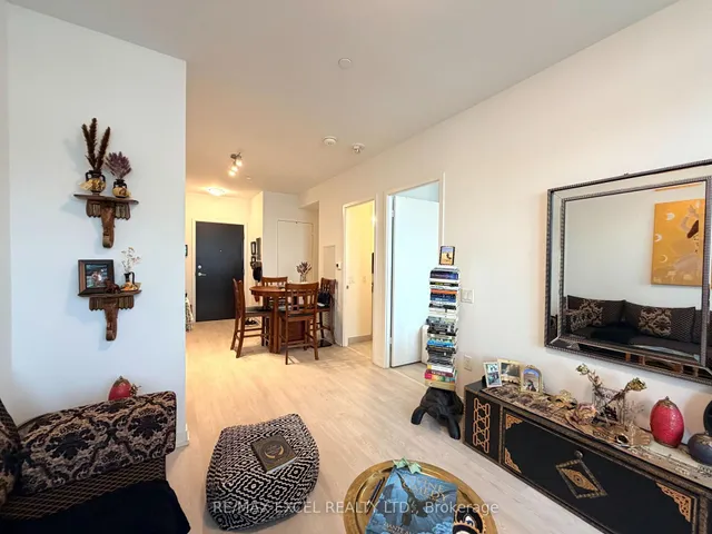 8868 Yonge St #809E, Richmond Hill 3