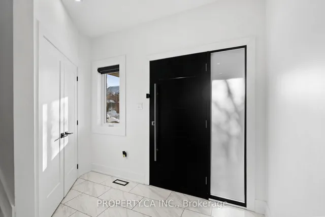 44 Andrew Hill Dr, Vaughan 5