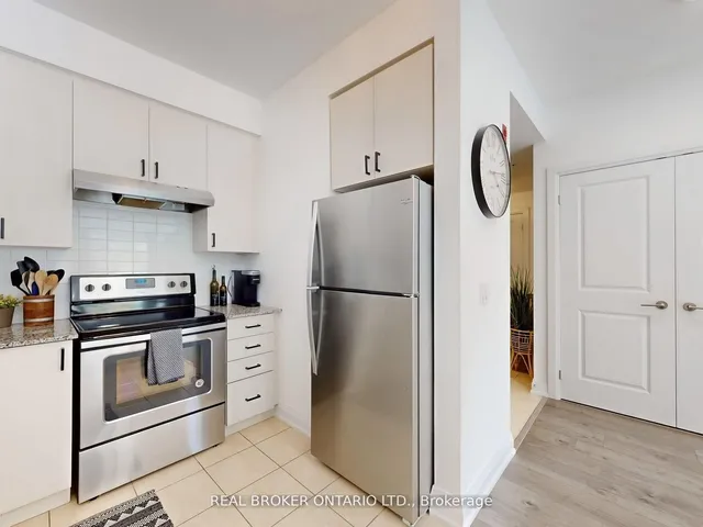 481 Rupert Ave #122, Whitchurch-Stouffville 4