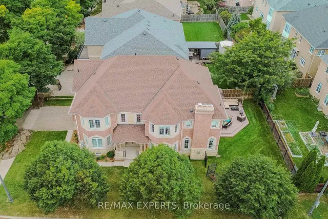 6 Elyssa Dr, Richmond Hill 2