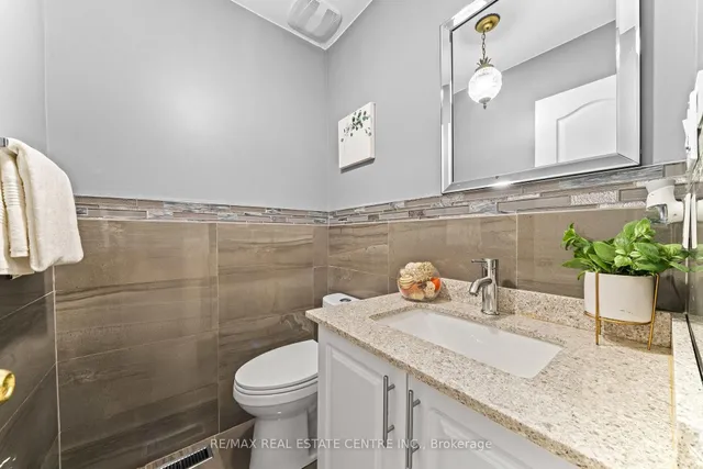 2 Hollyburn Crt, Vaughan 2