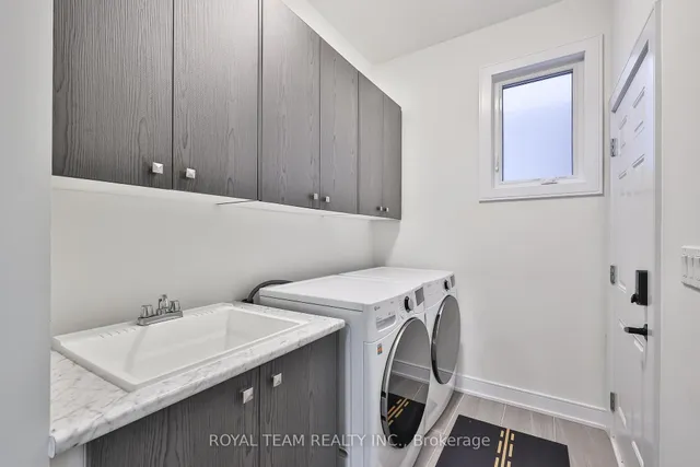 1361 Blackmore St, Innisfil 5