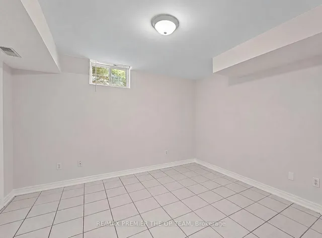 58 Calera Cres, Vaughan 2