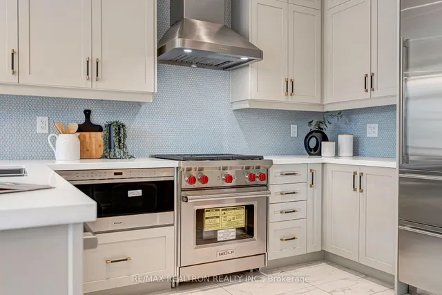4249 Major Mackenzie Dr, Markham 4