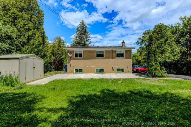 20 Haida Dr, Aurora 2