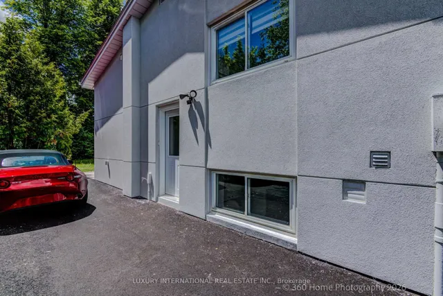 20 Haida Dr, Aurora 4