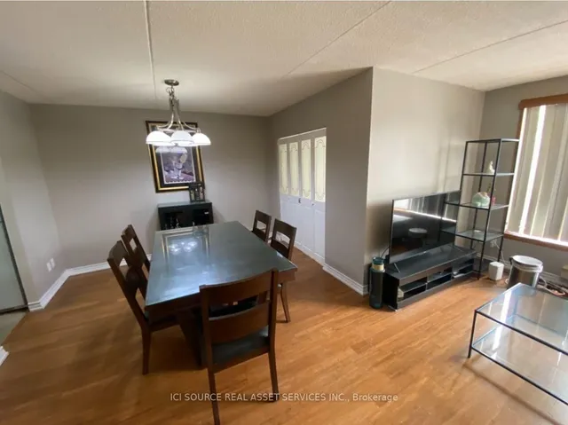 249 Major Mackenzie Dr #204, Richmond Hill 3