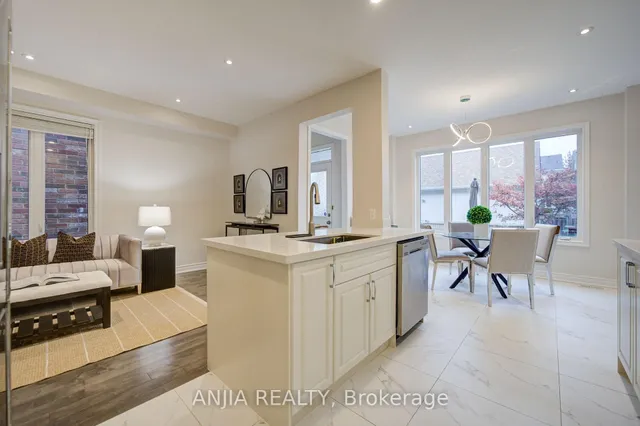 6 Wildmoor St, Markham 2