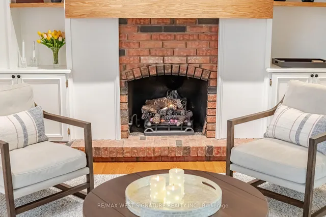 42 Hedgerow Crt, Vaughan 4