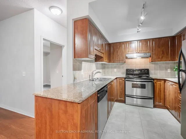 1 Maison Parc Crt #215, Vaughan 3