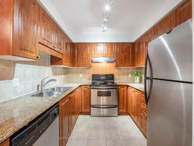 1 Maison Parc Crt #215, Vaughan 4