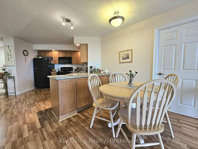 33 Cox Blvd #1117, Markham 4