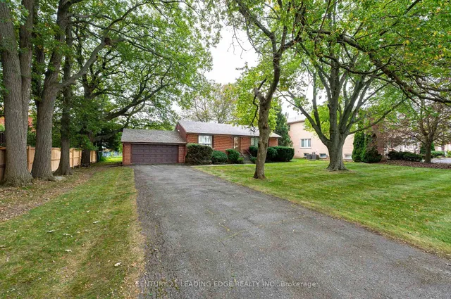 93 Lee Ave, Markham 2