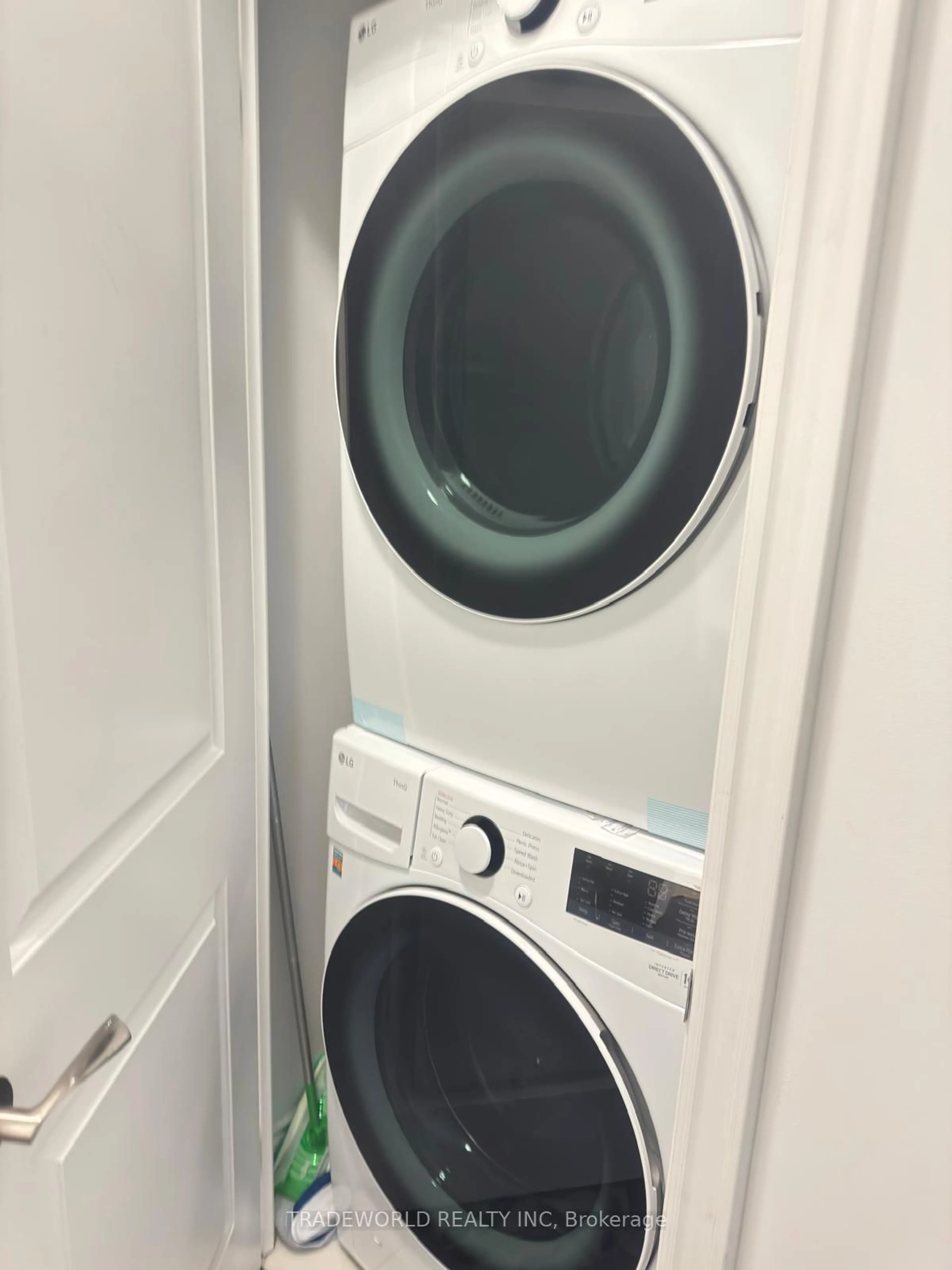 trreb/IMG-N13854982_93a958f7-c55f-417d-9225-34a113014f1c-l.jpg