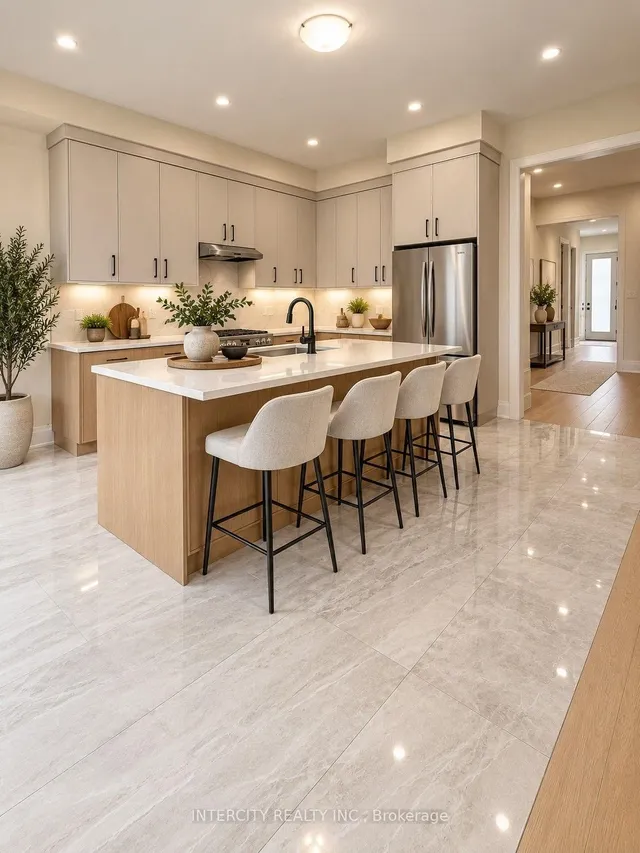 68 Caddie Cres, Vaughan 4