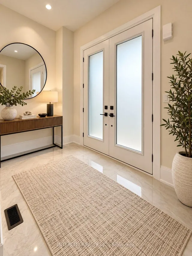 68 Caddie Cres, Vaughan 2