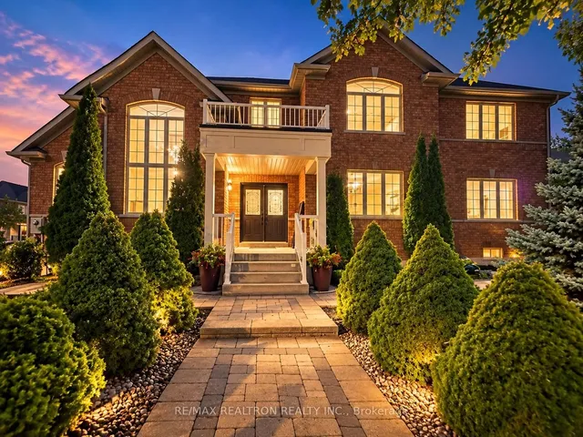 405 Lauderdale Dr, Vaughan 2