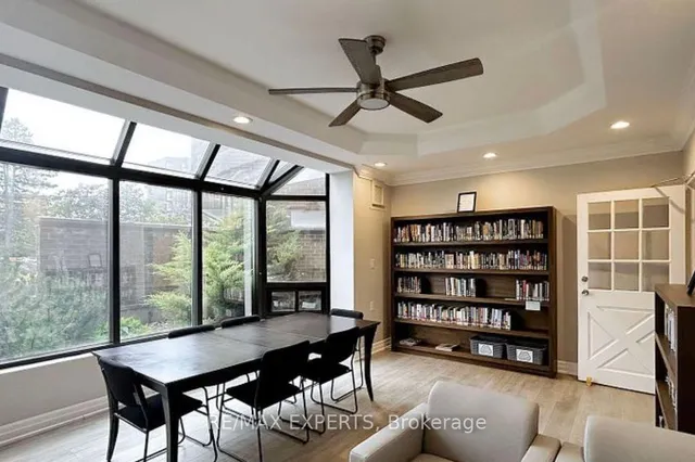 5 Weldrick Rd #605, Richmond Hill 4