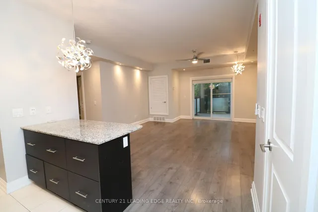 481 Rupert Ave #123, Whitchurch-Stouffville 3