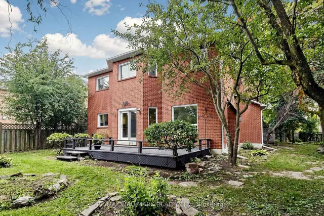 10 Driftwood Crt, Richmond Hill 4
