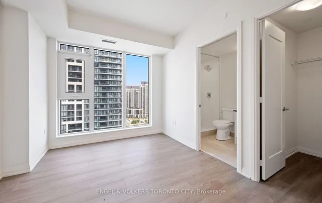 8960 Jane St #1603, Vaughan 5