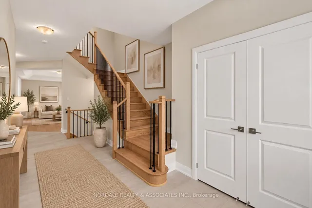 237 Seguin St, Richmond Hill 5