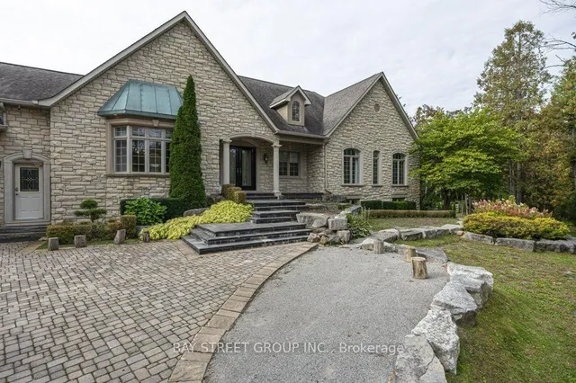 5 River Stone Crt, East Gwillimbury 2