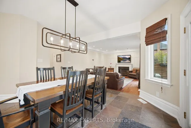 904 Damascus Crt, Newmarket 2