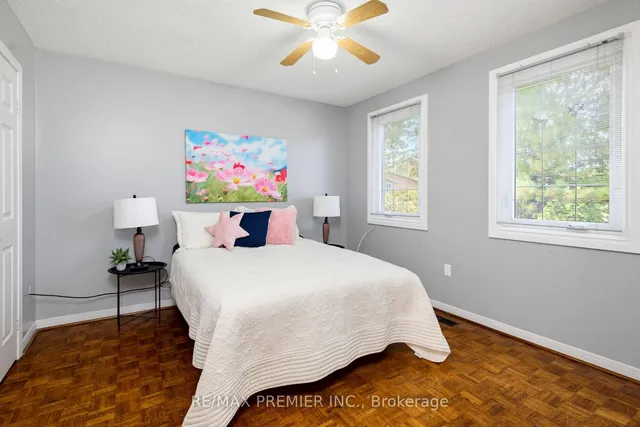 35 Yellow Pine Cres, Vaughan 2