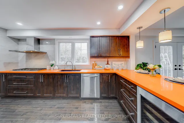 38 Sir Galahad Pl, Markham 4