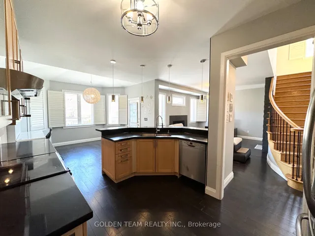 9 Ridgecrest Rd, Markham 3