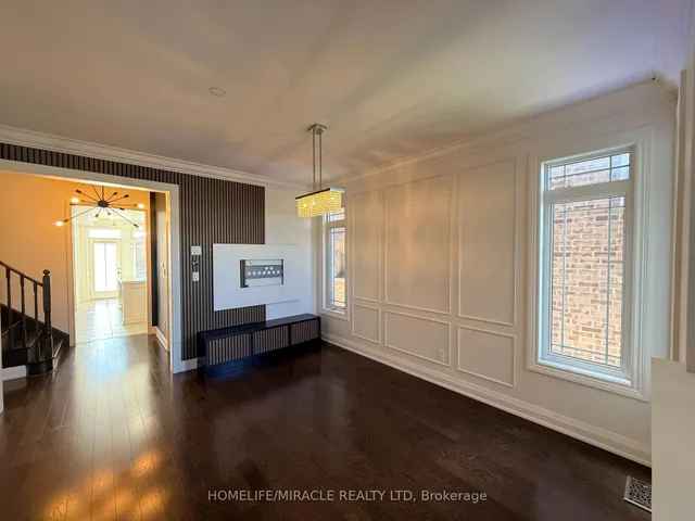 55 Treetops Blvd, New Tecumseth 4