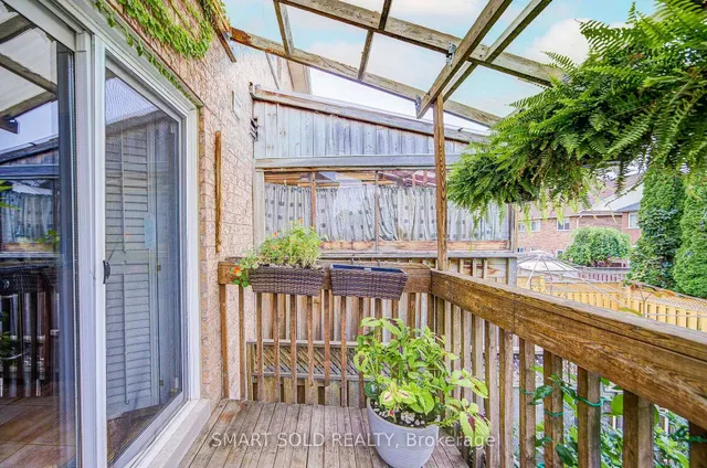 68 Harmony Rd, Vaughan 5