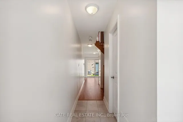 27 Moneypenny Pl, Vaughan 3
