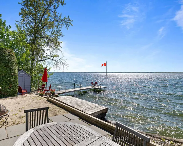 145 Lake Dr, Georgina 5