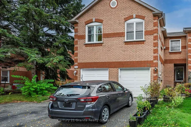 742 Shanahan Blvd, Newmarket 5