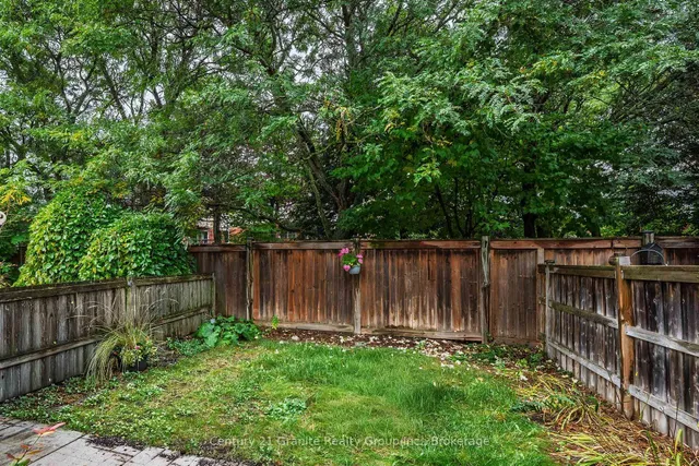 742 Shanahan Blvd, Newmarket 3