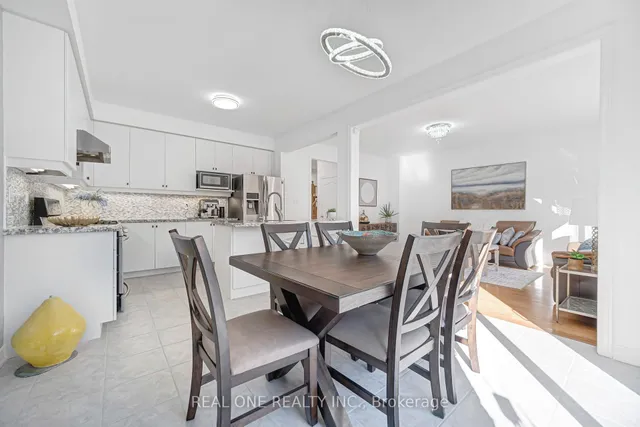 19 Begonia St, Markham 3