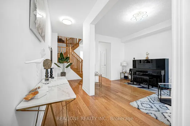 19 Begonia St, Markham 5