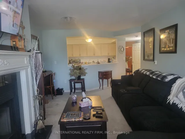 85 Wellington St #310, Aurora 5