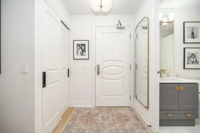 9075 Jane St #1807, Vaughan 3