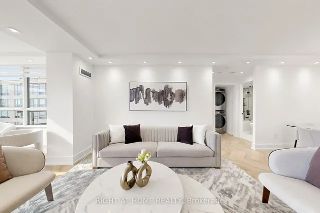 7 Townsgate Dr #1506, Vaughan 5
