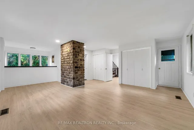 90 Proctor Ave, Markham 3