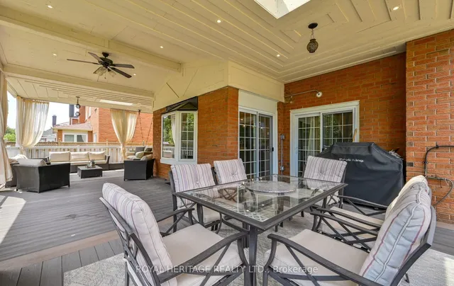 7 Kimbark Cres, Markham 5