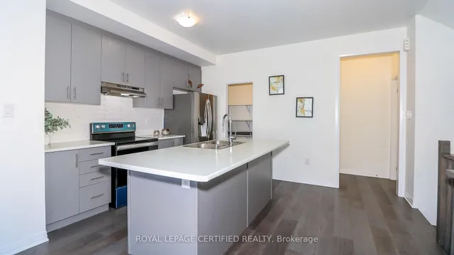 5 Hughes Lane, New Tecumseth 2