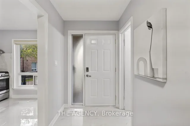 1 Wootten Way #32, Markham 2