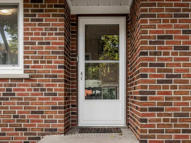 340 Boyer St, Whitchurch-Stouffville 2