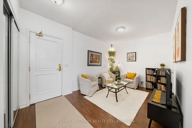 9235 Jane St #1609, Vaughan 5