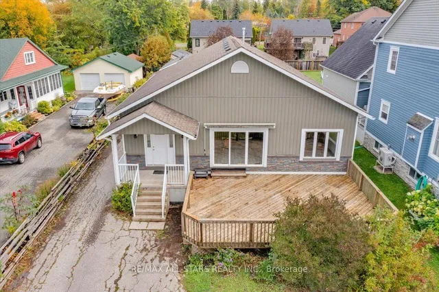 369 Lake Dr, Georgina 3